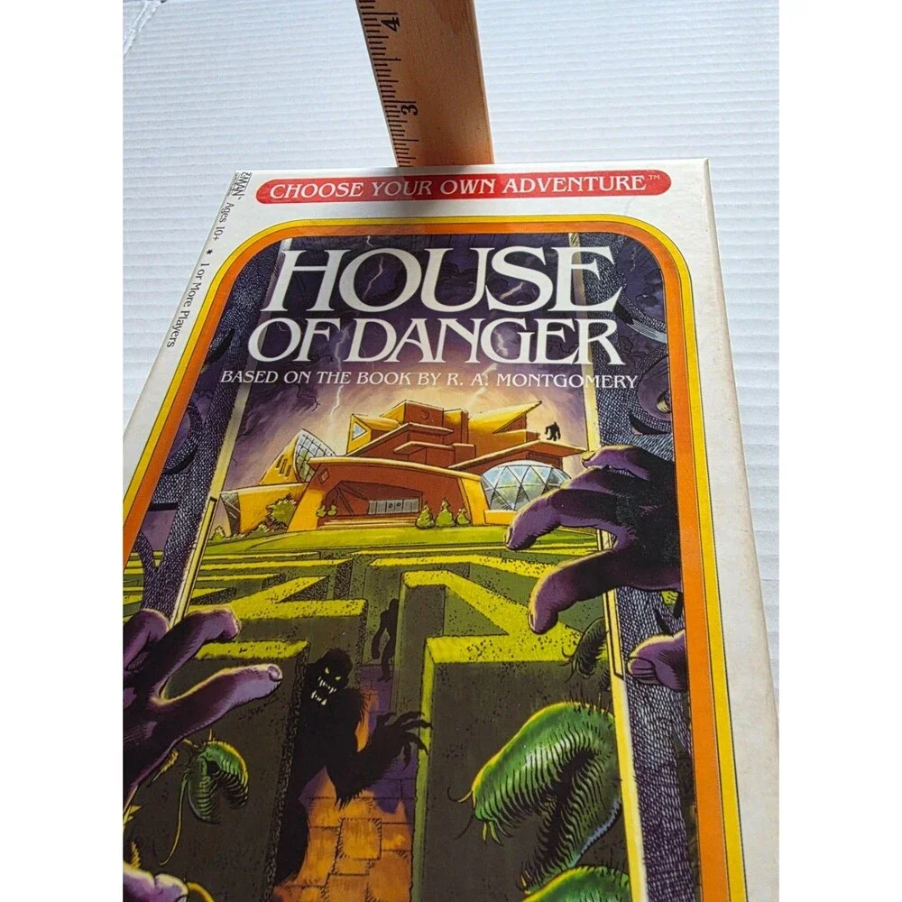 Choose Your Own Adventure House of Danger Board Game 2018 Z-Man Complete
